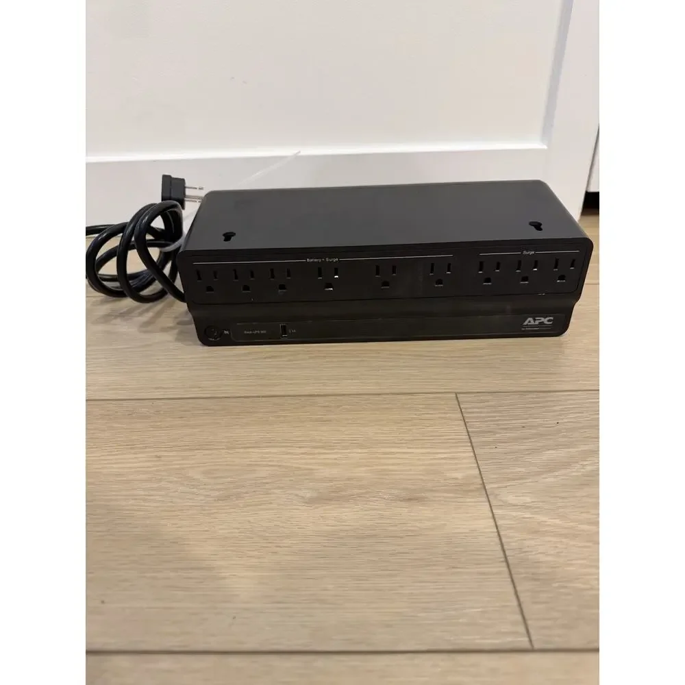 APC Back-UP BVN900M1 Battery Backup Surge Protect 9 Outlet 1 USB 480W w/ Battery